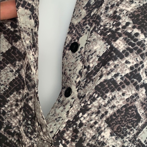 Plus Snake Print Tunic - Picture 2 of 8